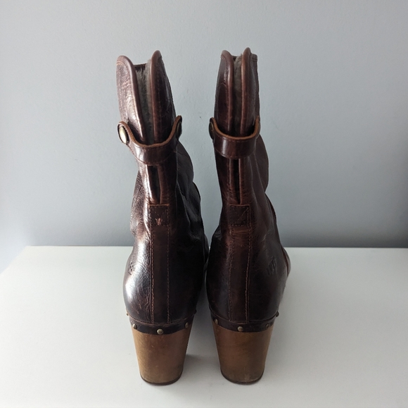 Women's UGG Brown Leather Sherpa Lined Boots Wooden Heel Size 10 - Picture 4 of 8